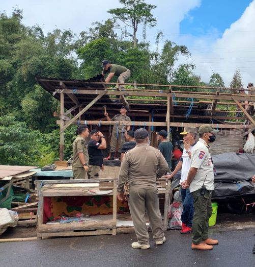 PD pasar, Tomohon, Caroll Joram azarias Senduk