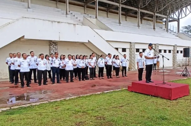 Tomohon, Edwin Roring, Apel Kerja Perdana