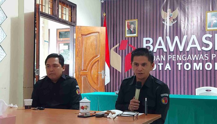 Tomohon, Bawaslu, Stenly Kowaas