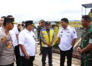 Kolaborasi Pemkab Minahasa, Pemprov Sulut, dan TNI/Polri Bersihkan Eceng Gondok di Danau Tondano