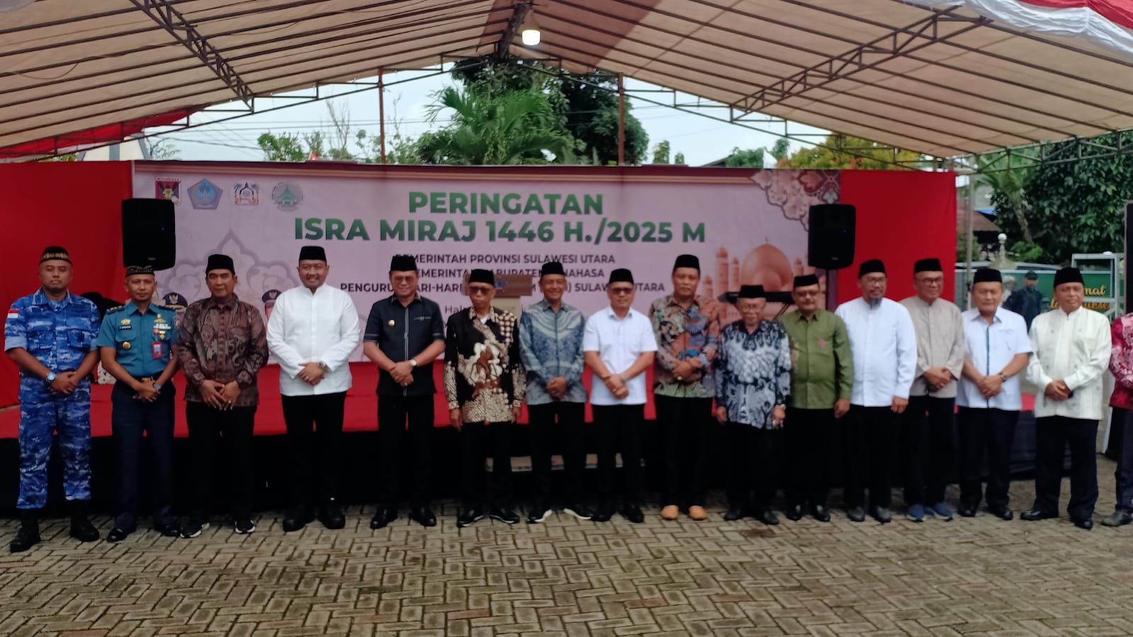 Minahasa, Noudy Tendean, Isra Miraj