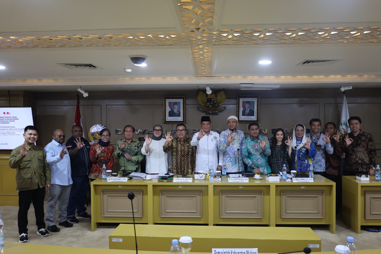 BULD DPRI, Stefanus BAN Liow, sampah