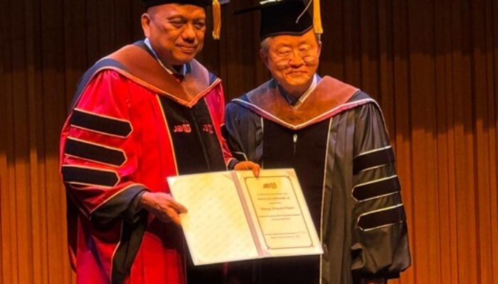 Gubernur Olly Dianugerahi Honorary Chair Profesor dari JEI University Korsel