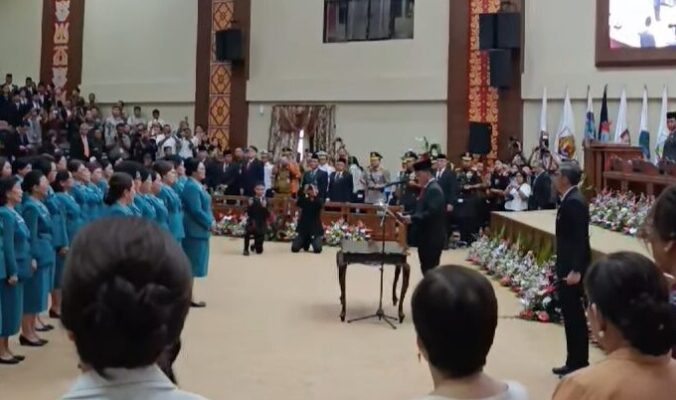 Gubernur Yulius Kukuhkan Pengurus PKK Sulut dan 13 Kabupaten/Kota