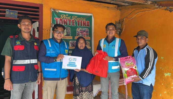 YBM PLN Salurkan Bantuan Sembako untuk Warga Kurang Mampu di 3 Unit Layanan PLN UP3 Tolitoli