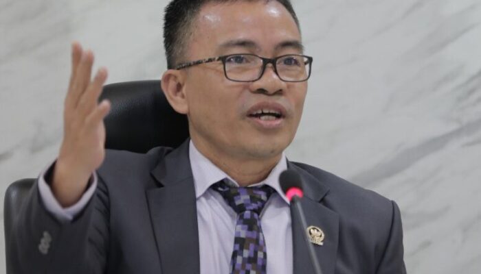 Senator Stefanus Liow Sebut Revisi Permentan 10/22 Permudah Akses Petani Peroleh Pupuk Bersubsidi