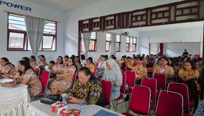 Tingkatkan Literasi di Wilayah 3T, BI Sulut Bagikan 300 Buku di Talaud