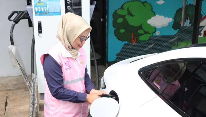 Estuning, Rela Tak Mudik Demi PLN Siaga Sepanjang Arus Mudik dan Balik Lebaran