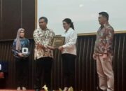 Pembayar Pajak Perorangan Terbesar se-Sulut dan Gorontalo, Stella Kewo Terima Penghargaan dari Kanwil DJP